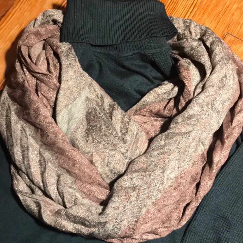 Infinity scarf - Picture 2 of 5
